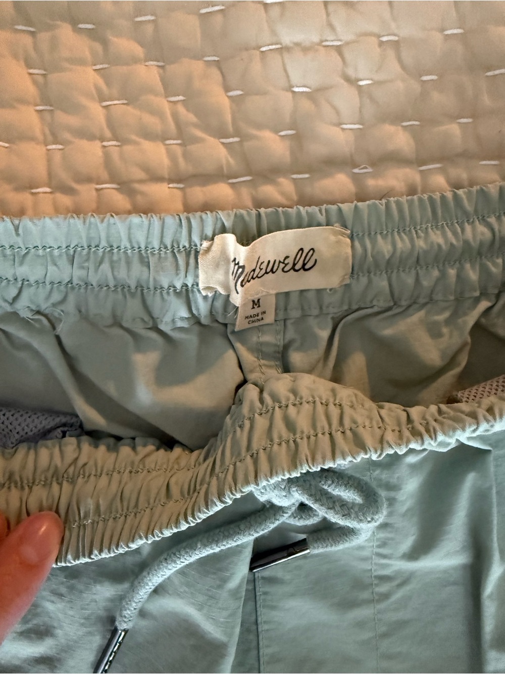 Madewell men’s Sage Green Drawstring shorts